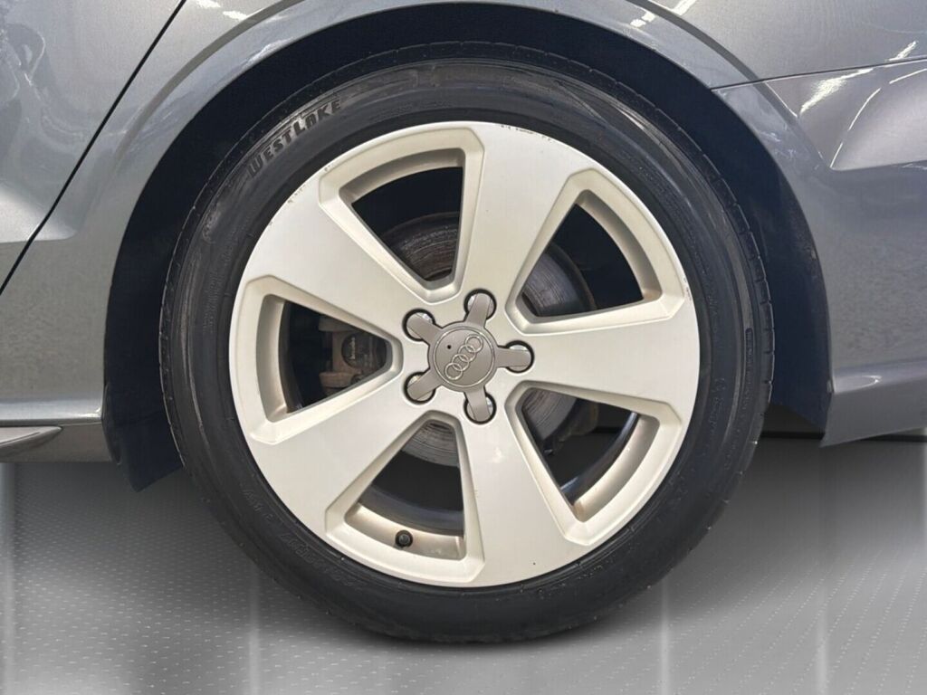 Audi A3 2014 Harmaa