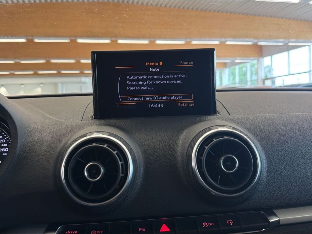 Audi A3 2014 Harmaa