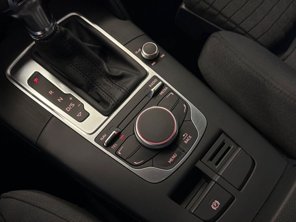 Audi A3 2014 Harmaa