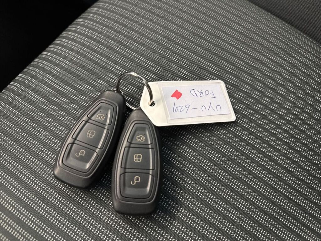 Ford Grand C-Max 2014 Harmaa