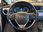 Toyota Auris 2014 Punainen