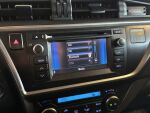 Toyota Auris 2014 Punainen