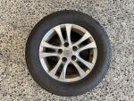 Toyota Auris 2014 Punainen