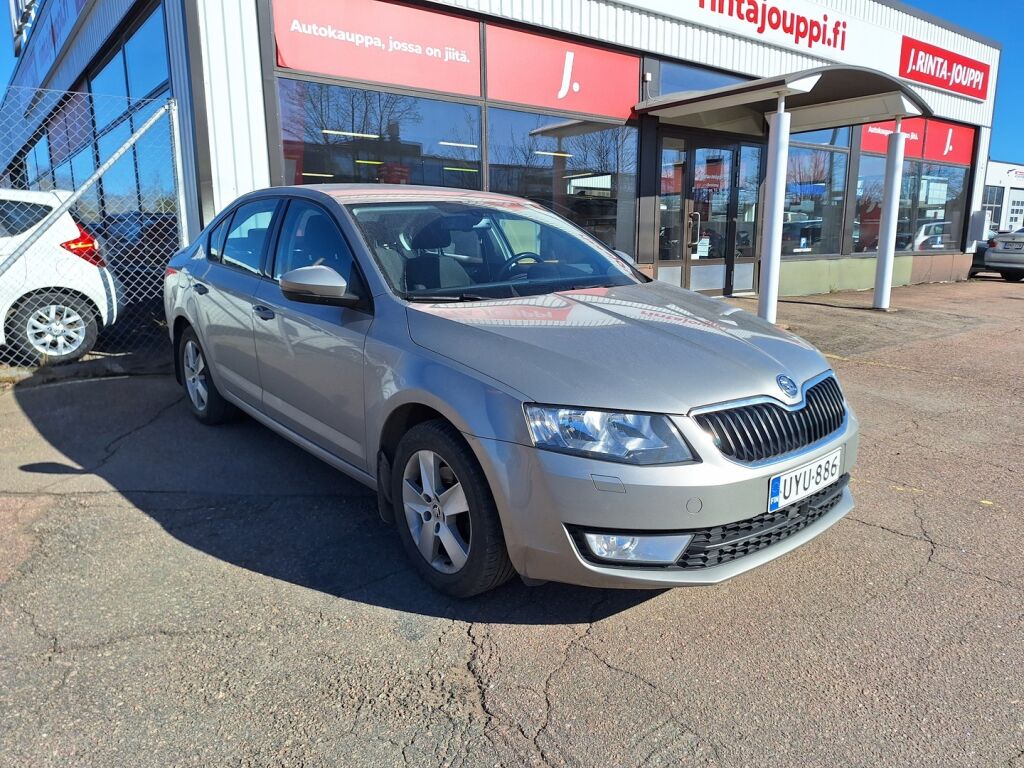 Skoda Octavia 2014 Ruskea (beige)