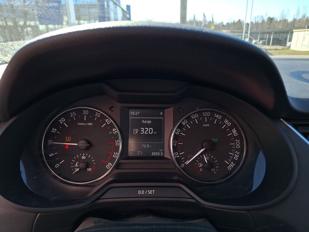 Skoda Octavia 2014 Ruskea (beige)