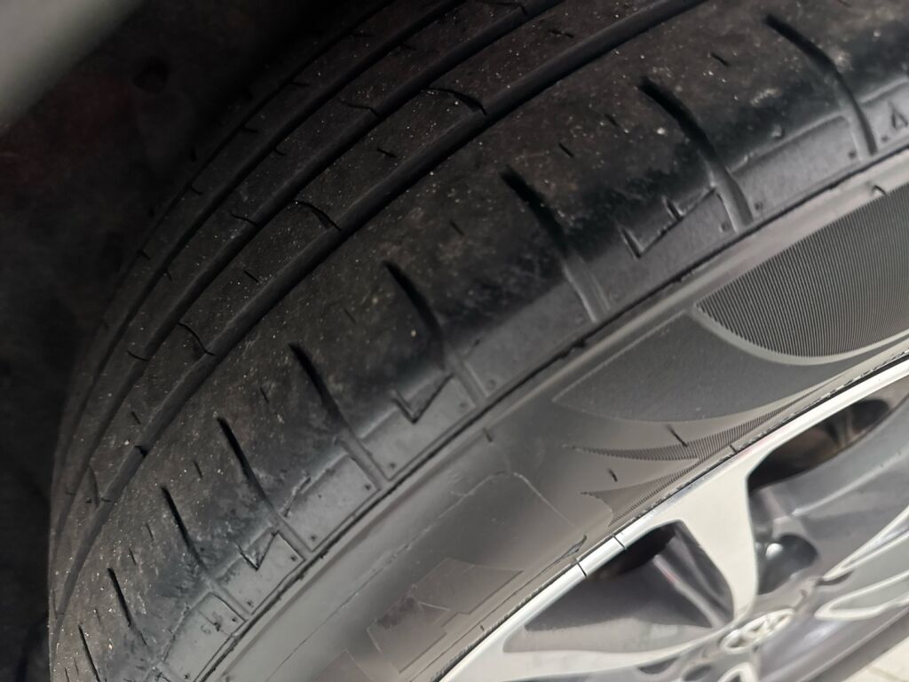 Toyota Verso 2014 Harmaa