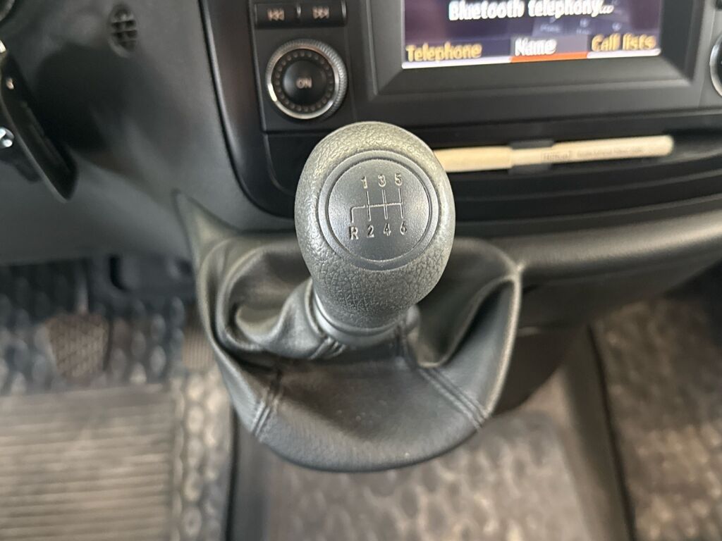 Mercedes-Benz Vito 2014 Sininen