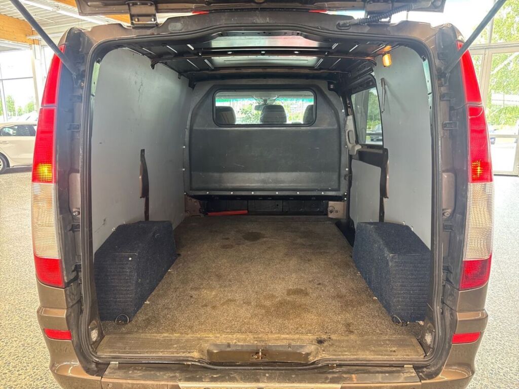 Mercedes-Benz Vito 2014 Ruskea (beige)