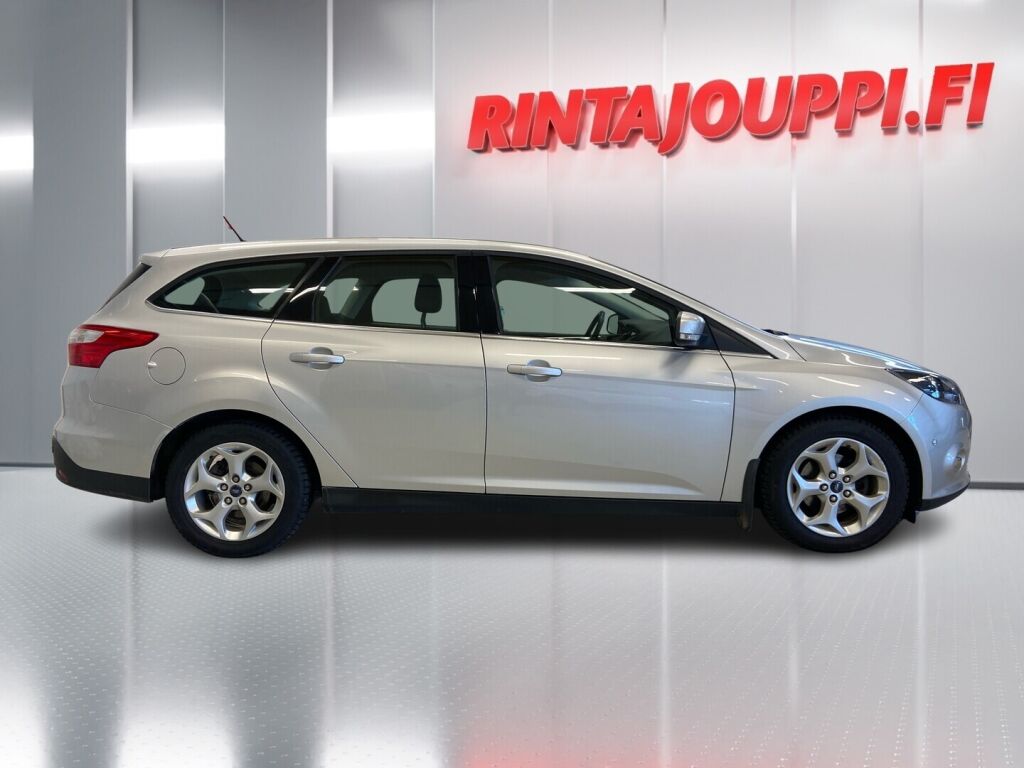 Ford Focus 2014 Harmaa