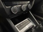Skoda Octavia 2014 Punainen
