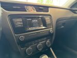 Skoda Octavia 2014 Punainen