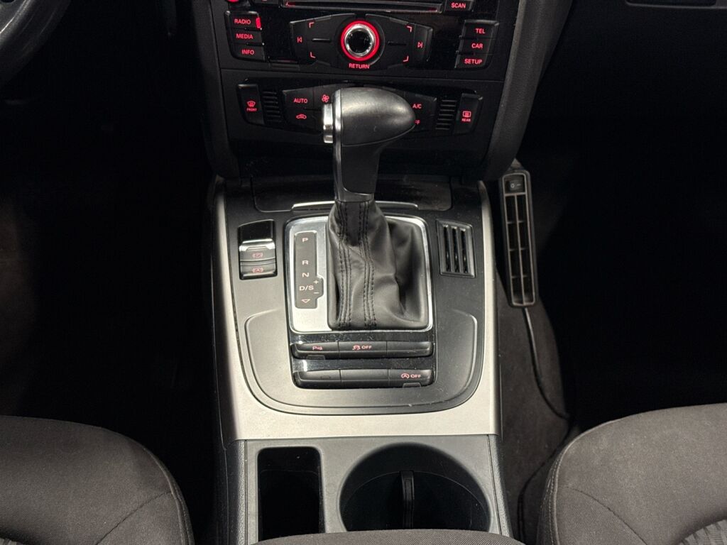 Audi A4 2015 Valkoinen