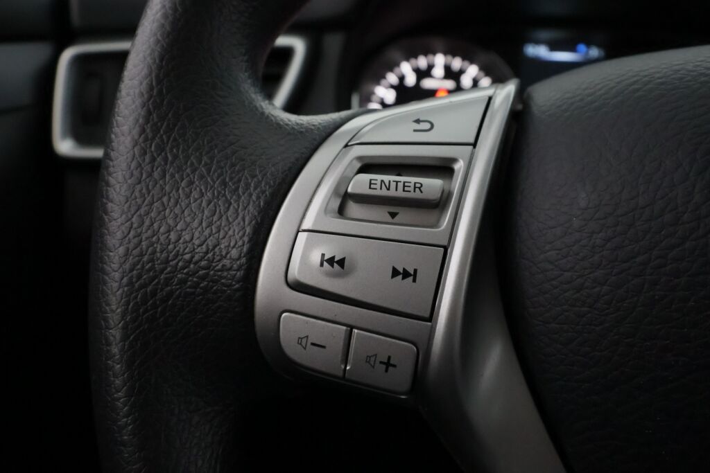 Nissan Qashqai 2015 Violetti