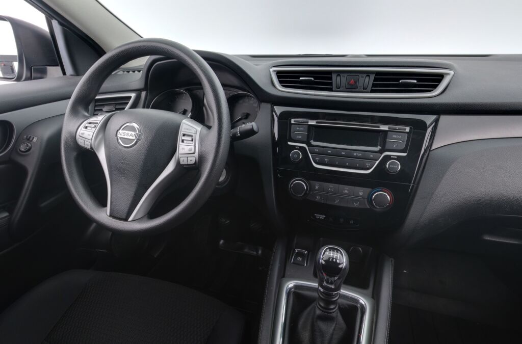 Nissan Qashqai 2015 Violetti