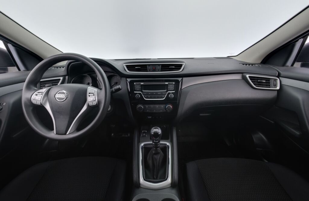 Nissan Qashqai 2015 Violetti