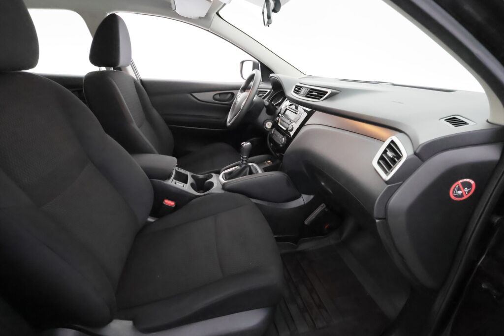 Nissan Qashqai 2015 Violetti