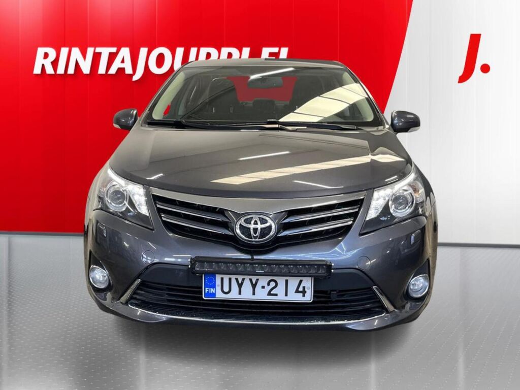 Toyota Avensis 2015 Harmaa