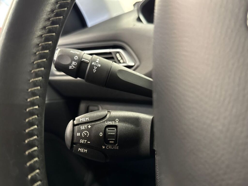 Peugeot 308 2014 Harmaa