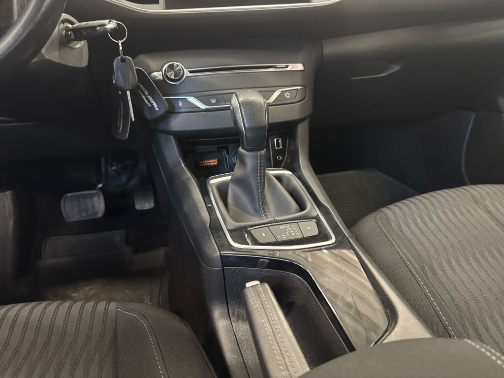 Peugeot 308 2014 Harmaa