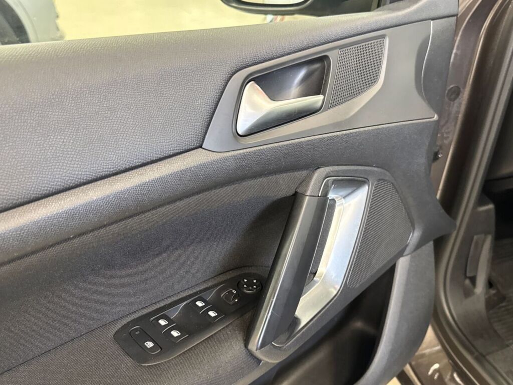 Peugeot 308 2014 Harmaa