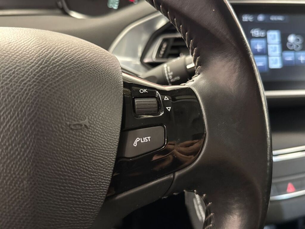 Peugeot 308 2014 Harmaa