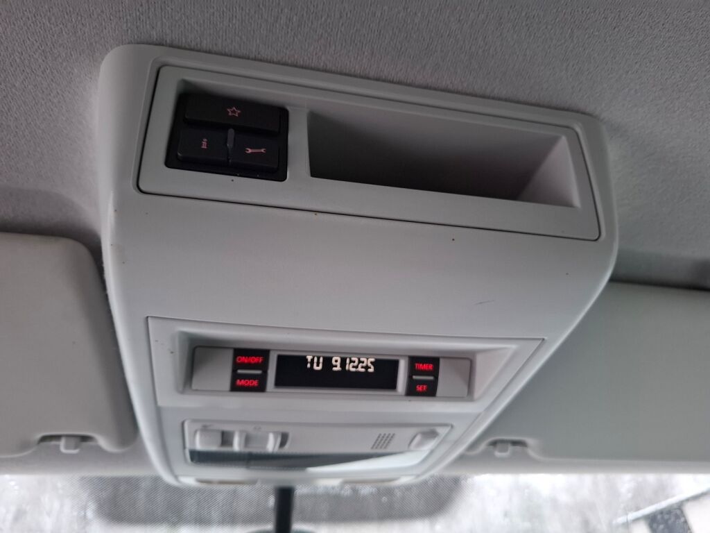 Volkswagen Transporter 2015 Musta