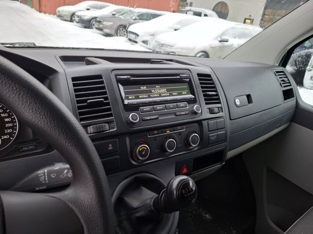 Volkswagen Transporter 2015 Musta