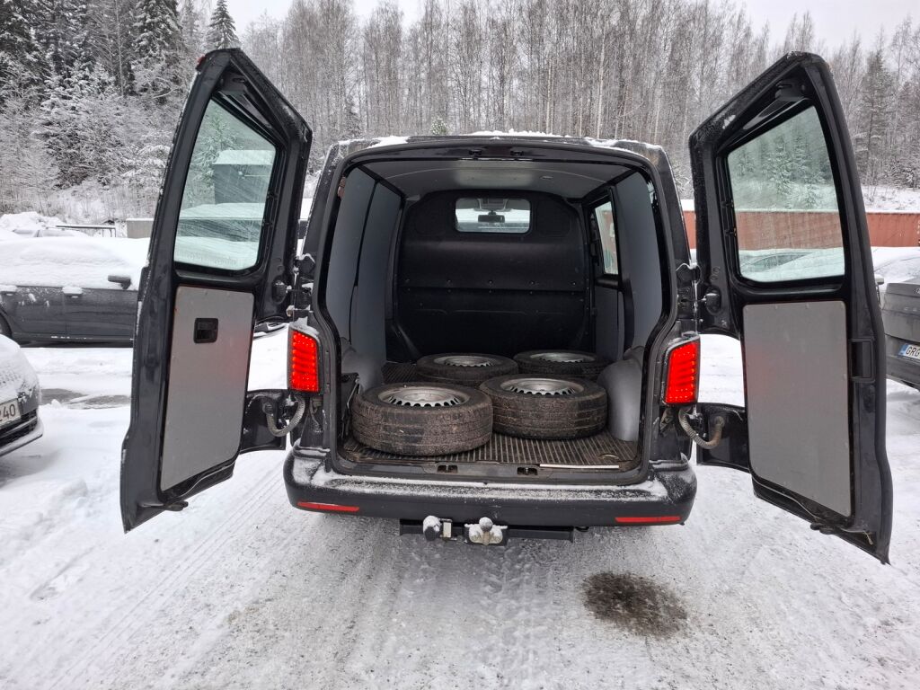 Volkswagen Transporter 2015 Musta