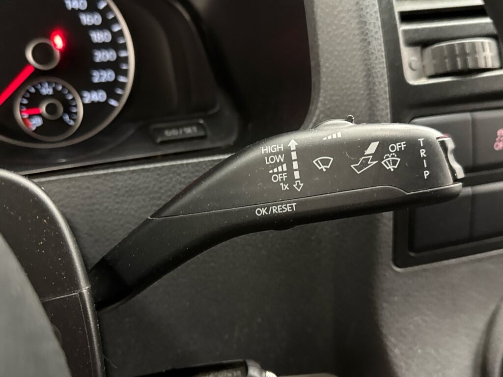 Volkswagen Transporter 2015 Musta