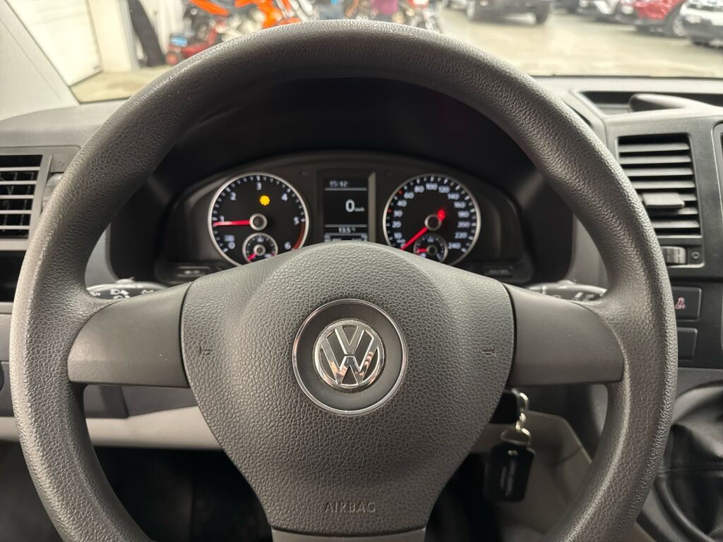 Volkswagen Transporter 2015 Musta