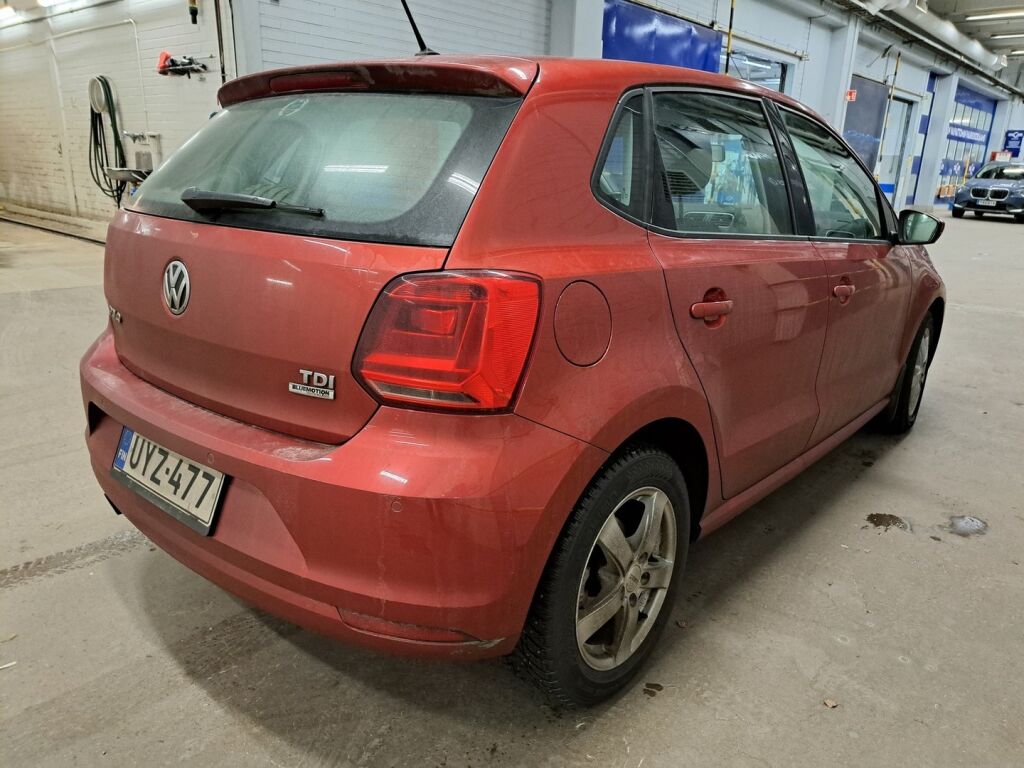 Volkswagen Polo 2014 Punainen