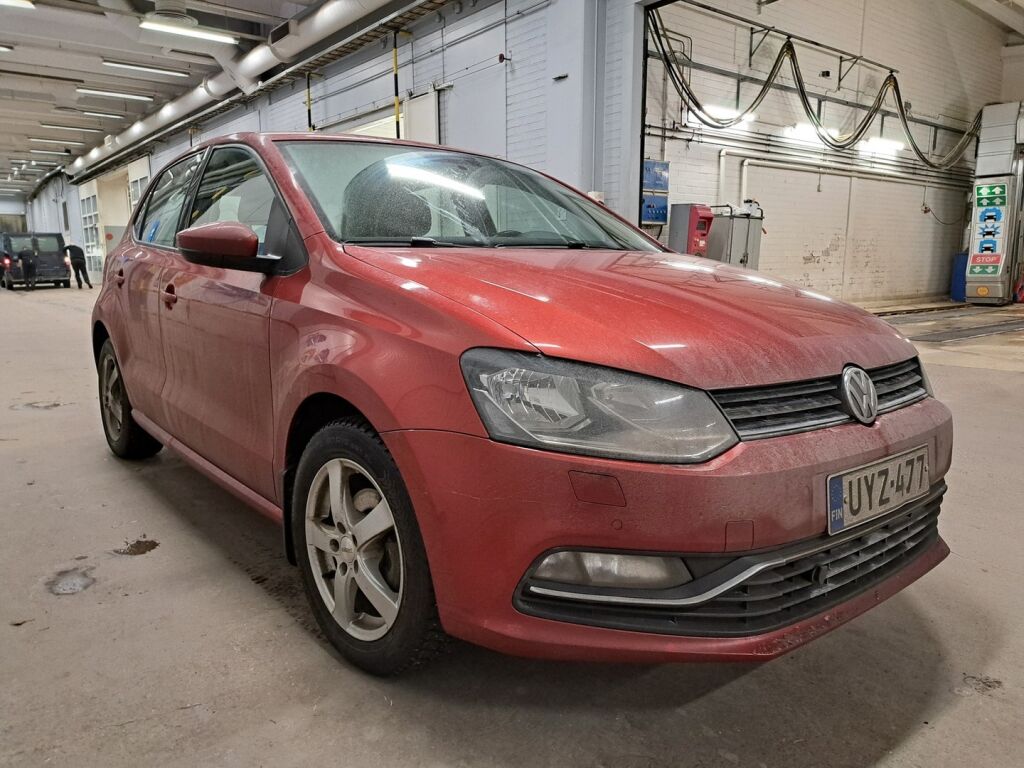 Volkswagen Polo 2014 Punainen