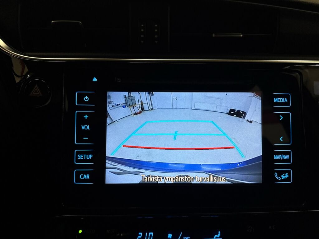 Toyota Auris 2015 Sininen