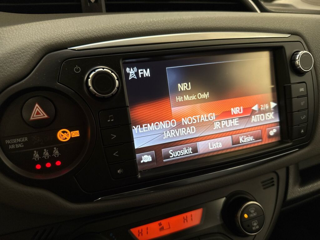 Toyota Yaris 2015 Valkoinen