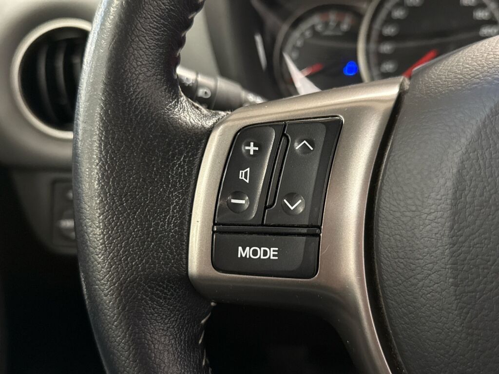 Toyota Yaris 2015 Valkoinen