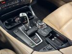 BMW 520 2011 Musta