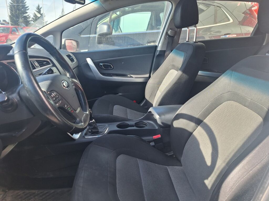 Kia Ceed 2016 Valkoinen