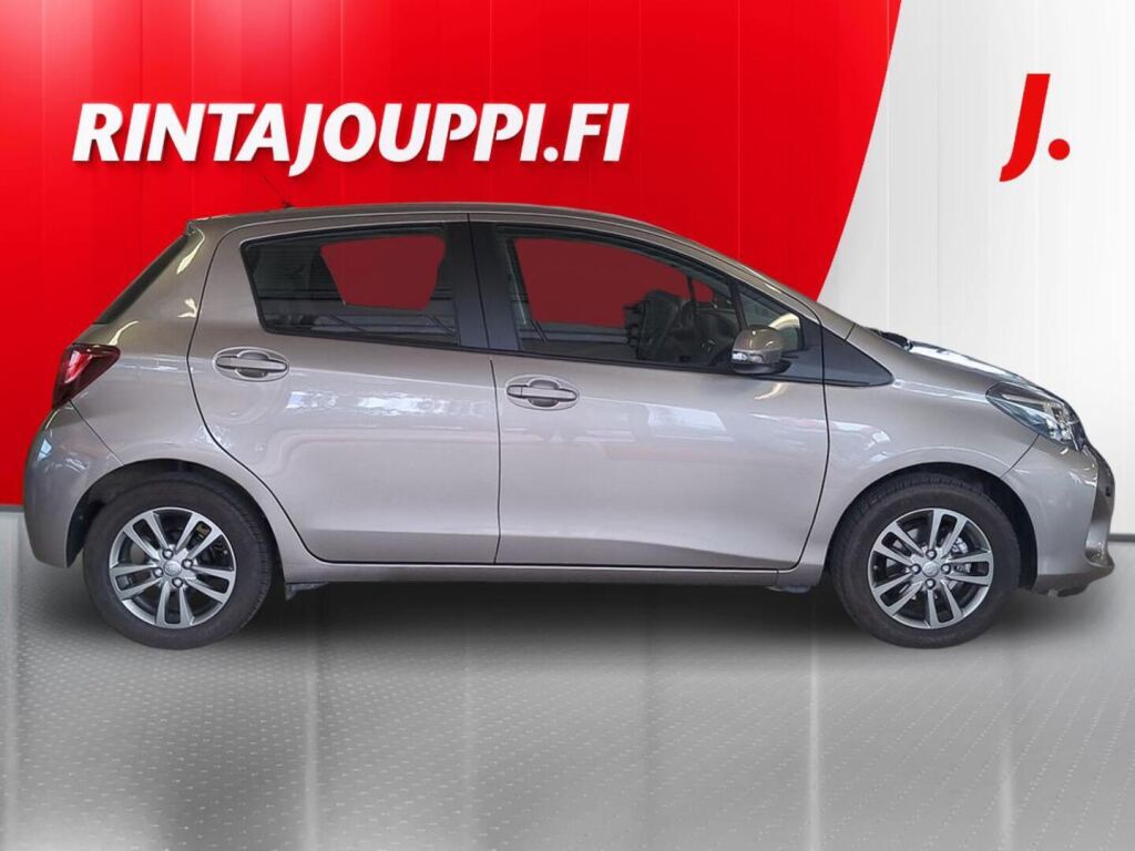 Toyota Yaris 2015 Ruskea (beige)