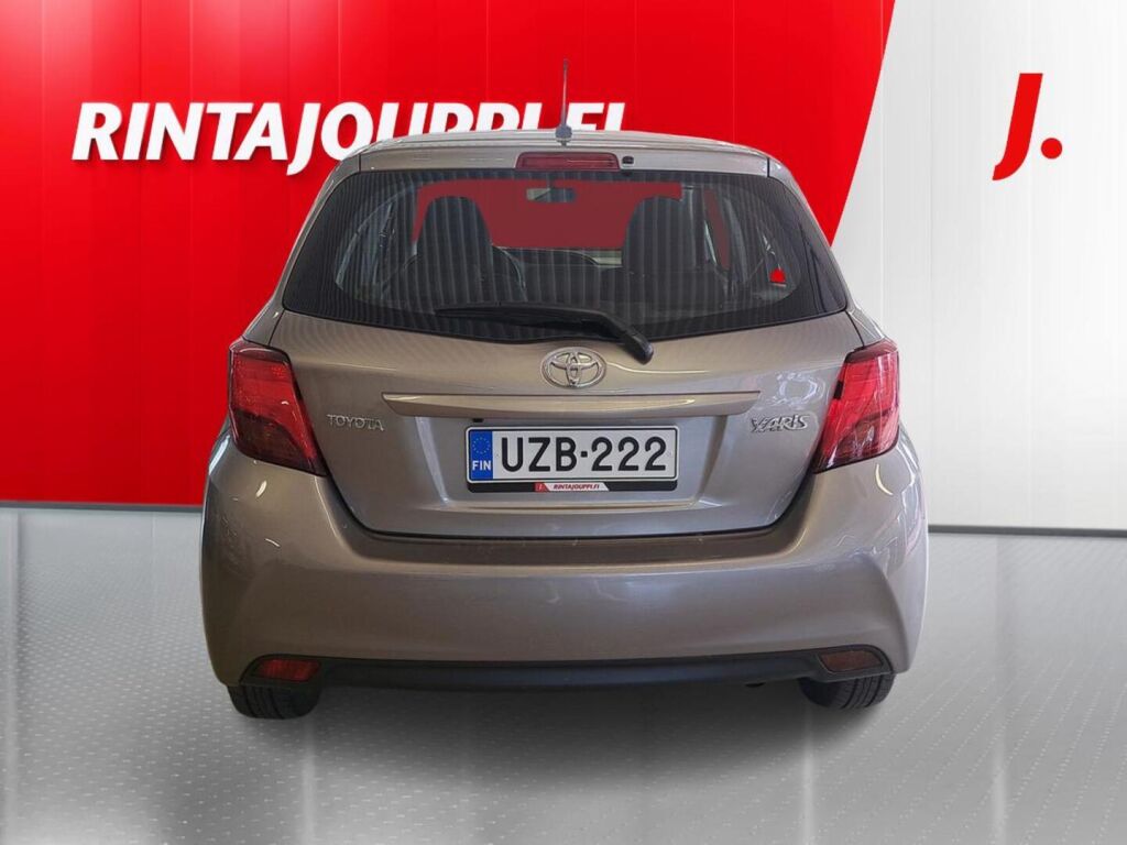 Toyota Yaris 2015 Ruskea (beige)