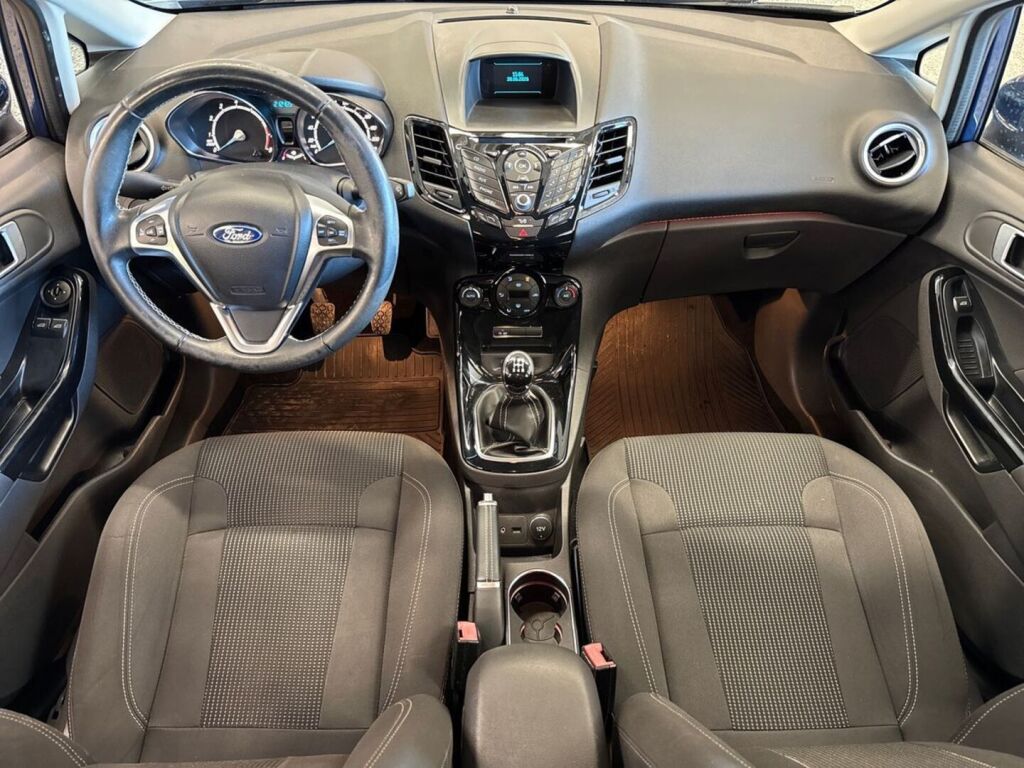 Ford Fiesta 2016 Sininen