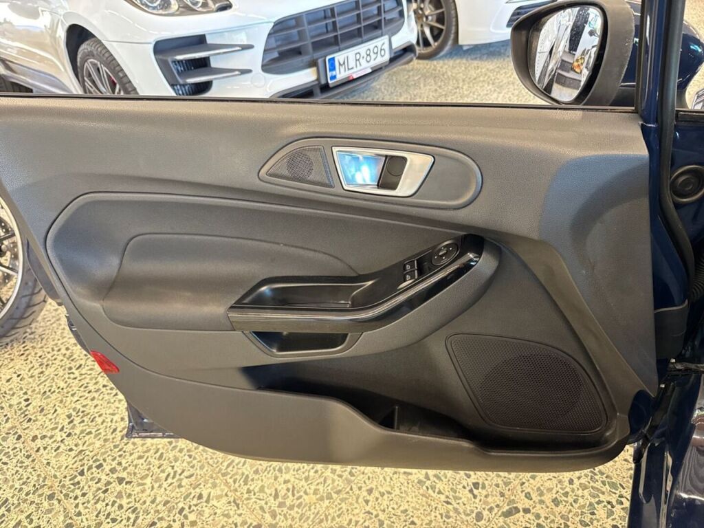 Ford Fiesta 2016 Sininen