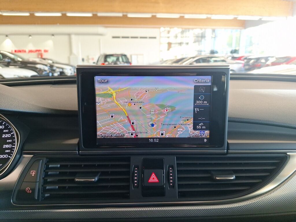 Audi A6 2011 Punainen