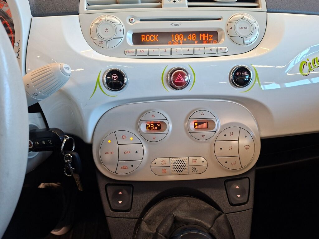Fiat 500 2015 Valkoinen