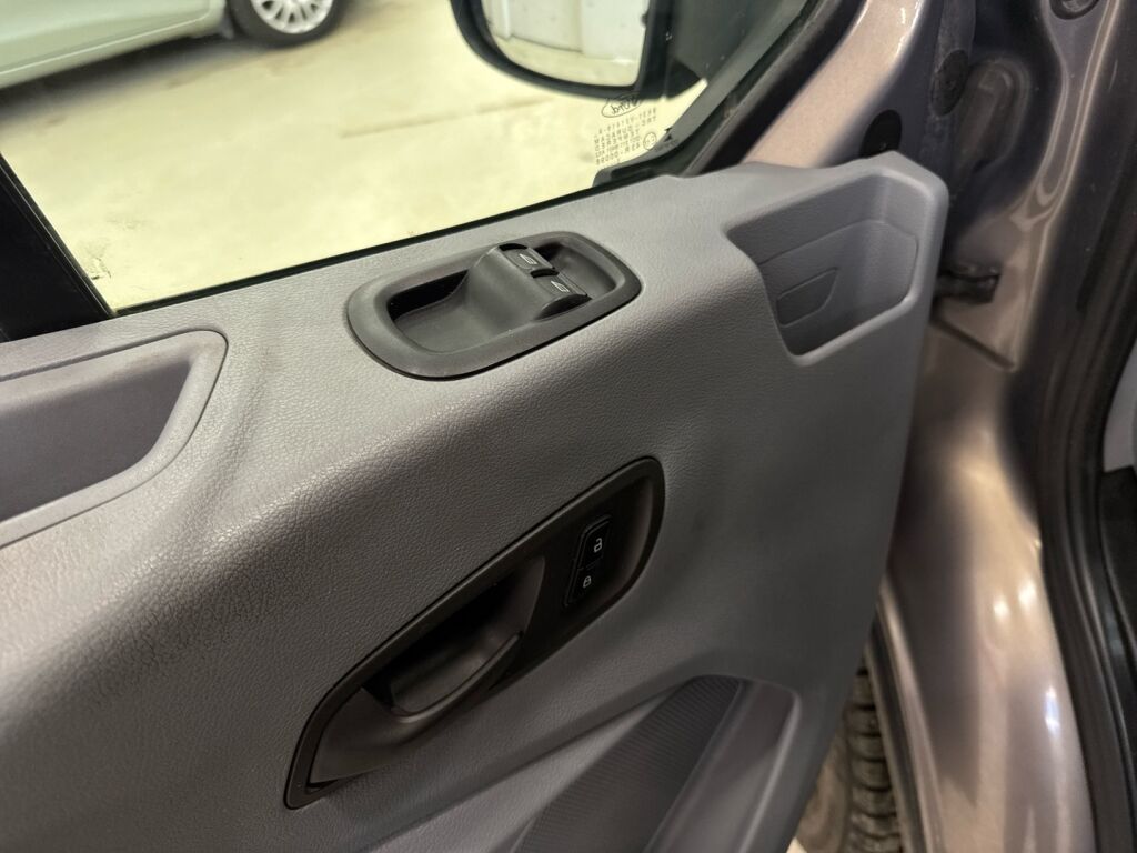 Ford Transit 2015 Ruskea (beige)