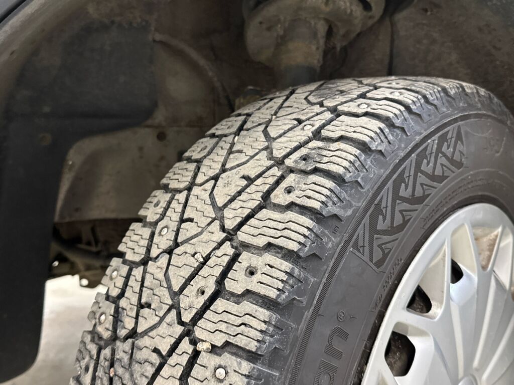 Ford Transit 2015 Ruskea (beige)