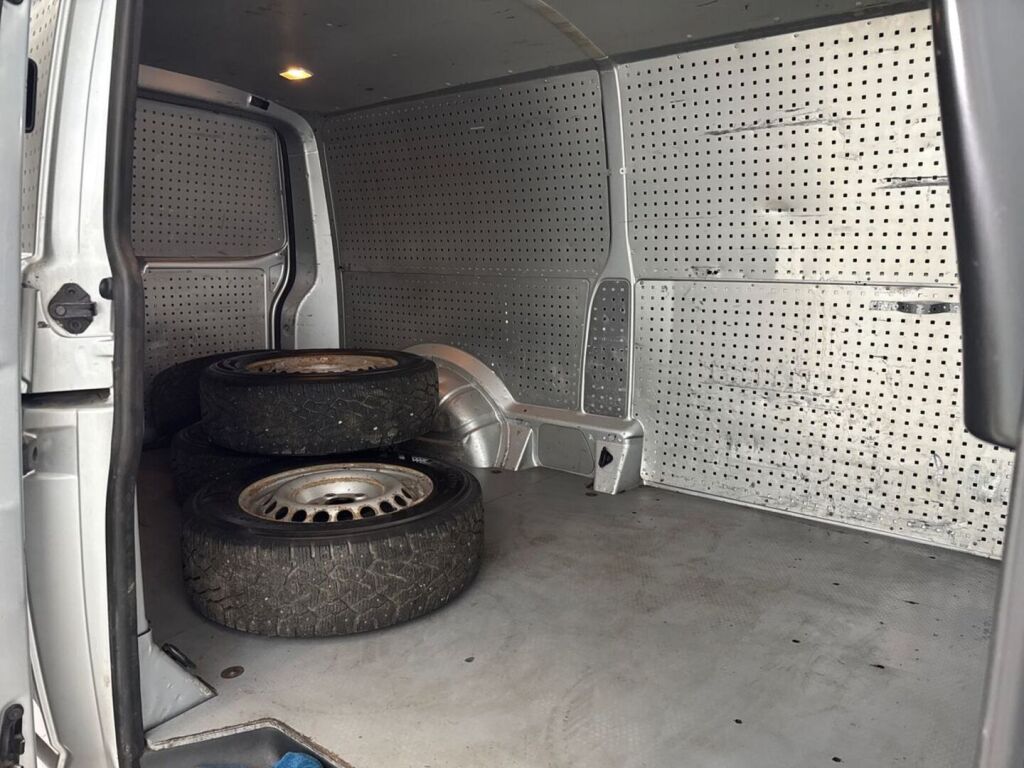 Volkswagen Transporter 2010 Hopea