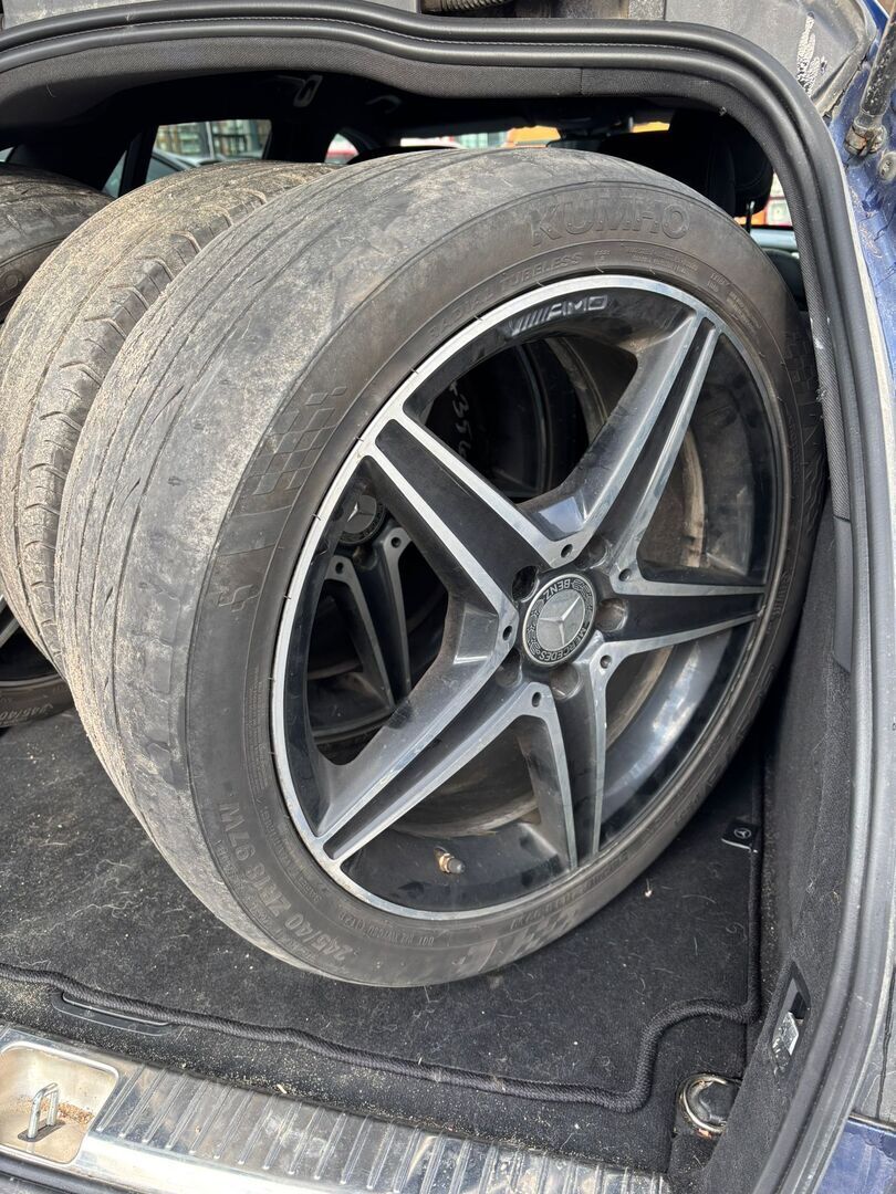 Mercedes-Benz C 2015 Sininen