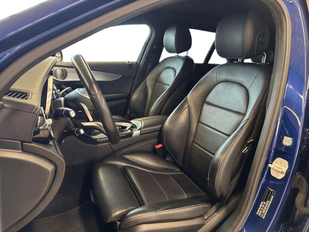 Mercedes-Benz C 2015 Sininen