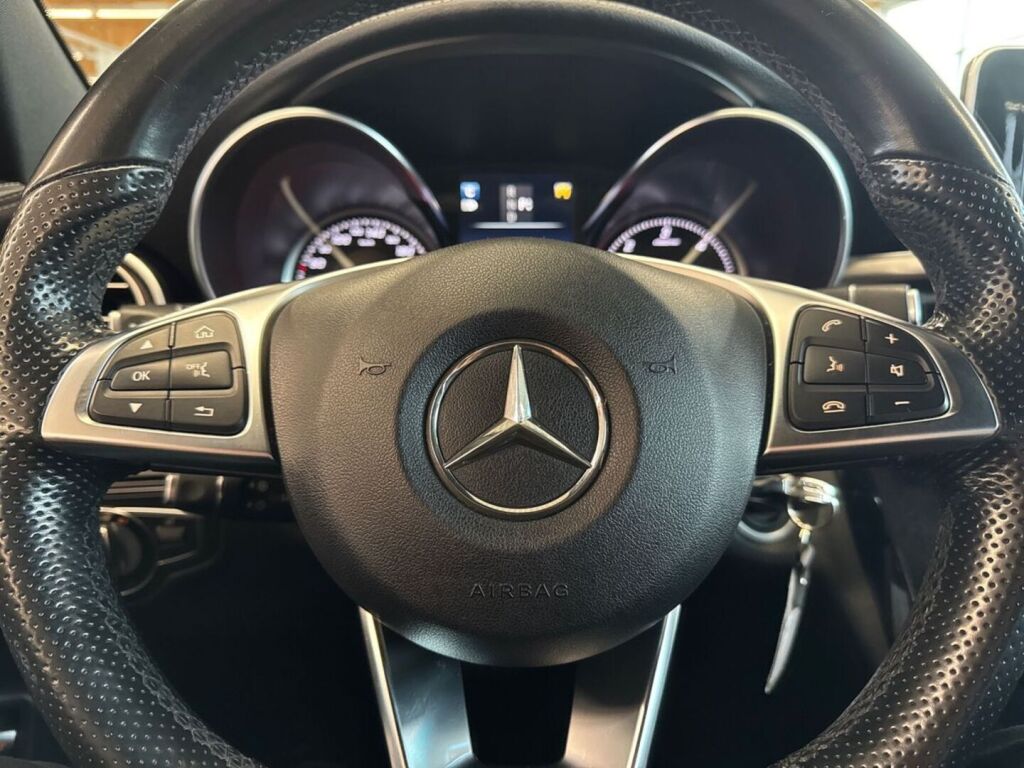 Mercedes-Benz C 2015 Sininen