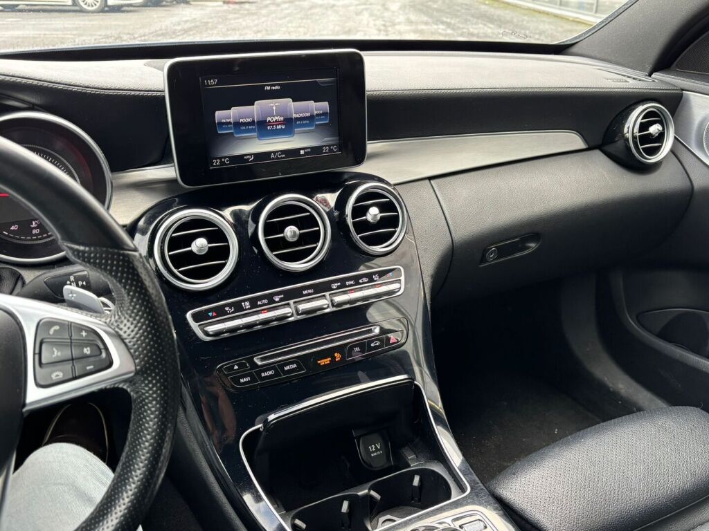 Mercedes-Benz C 2015 Sininen